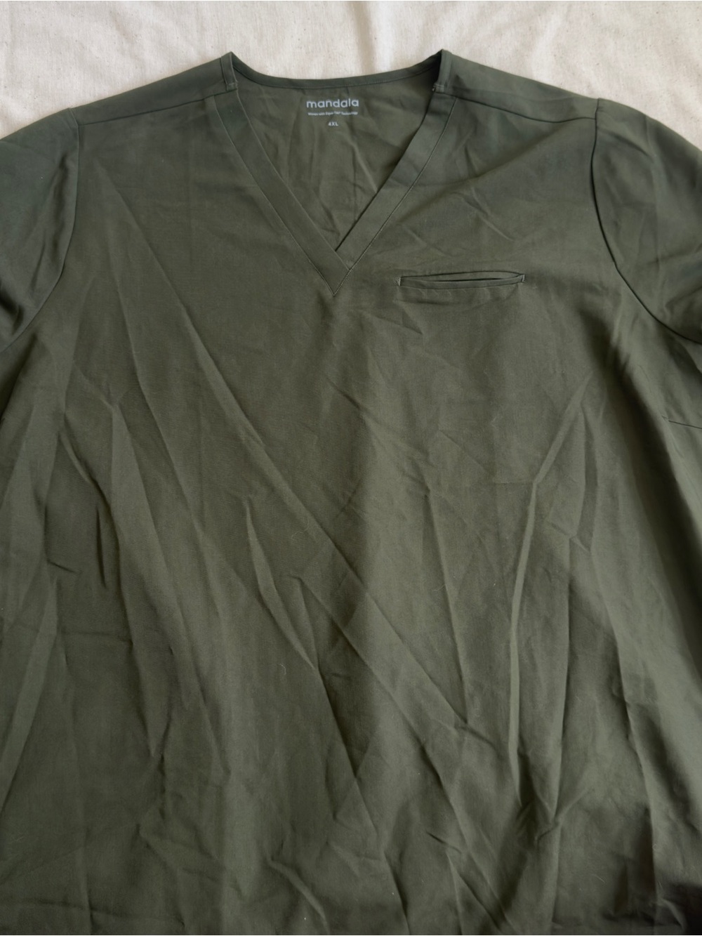 Mandala V-Neck Short Sleeve Scrub Top in Olive